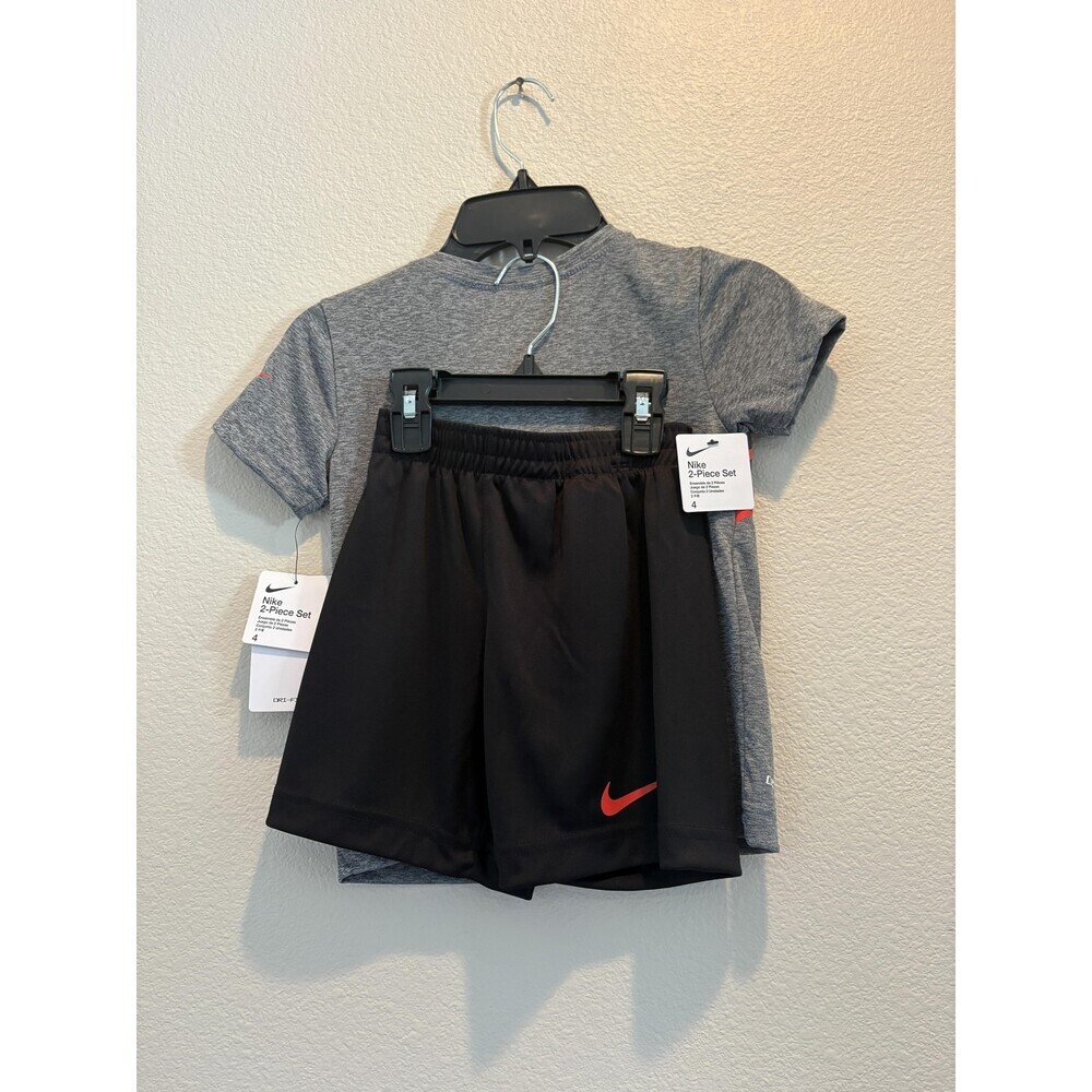 Nike 2-Piece Set Boys 4 Black Gray Dri-FIT Shirt Shorts Athletic Running Sports - Picture 4 of 7